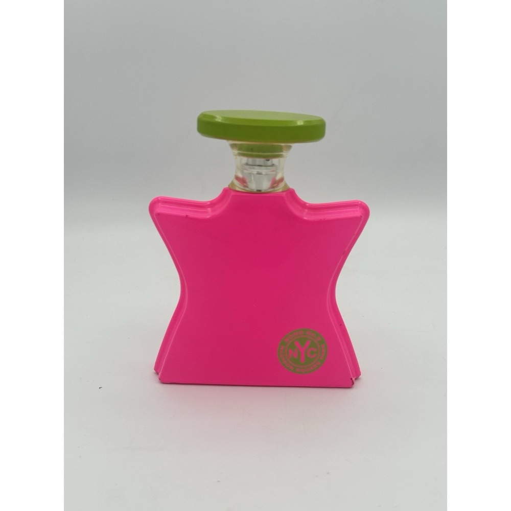 Bond No. 9 Madison Square Park Eau de Parfum bottle in hot pink